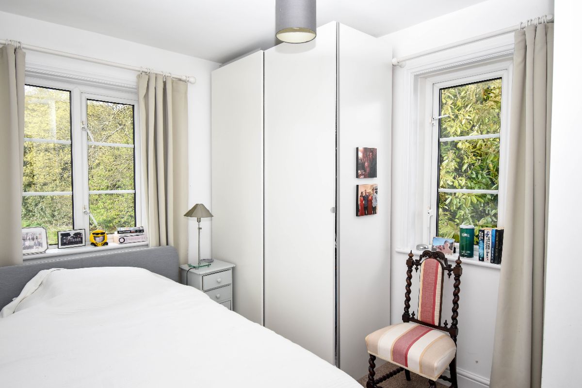 4 bed character property to rent in Keepers Cottage, Clarendon Park  - Property Image 18