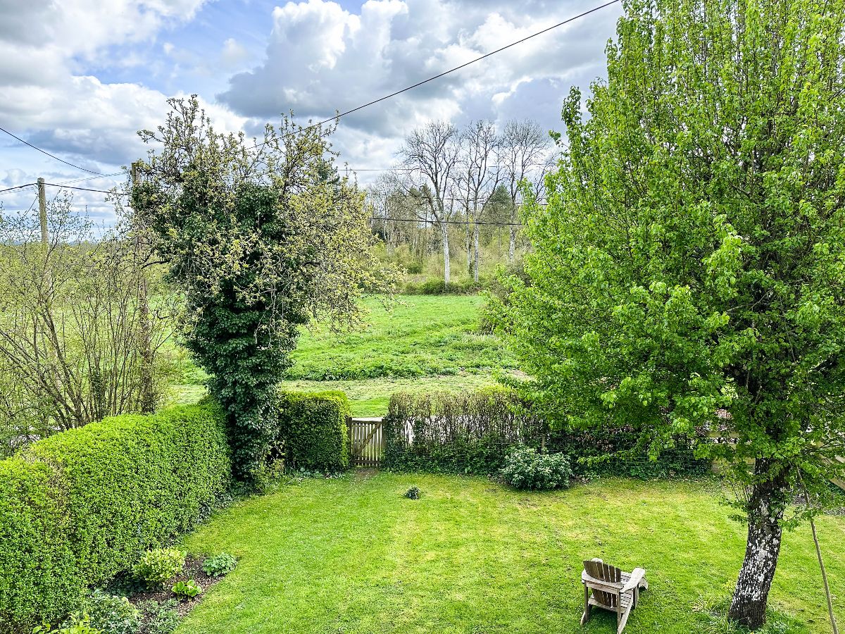 4 bed character property to rent in Keepers Cottage, Clarendon Park 1