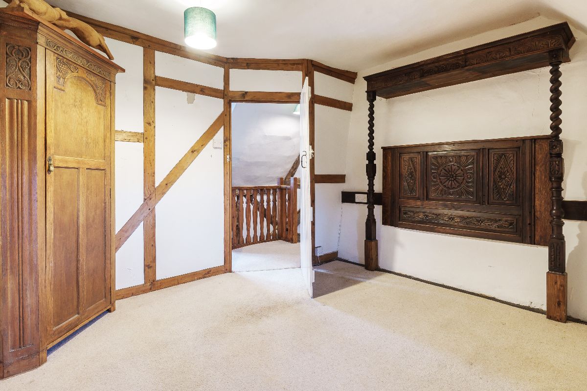 3 bed cottage for sale in Smallbrook Farmhouse, Hamptworth Road, Landford, Salisbury  - Property Image 23