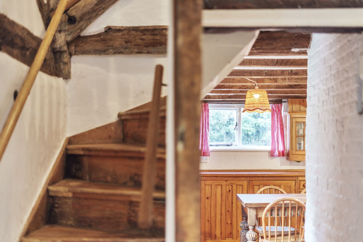 3 bed cottage for sale in Smallbrook Farmhouse, Hamptworth Road, Landford, Salisbury  - Property Image 18