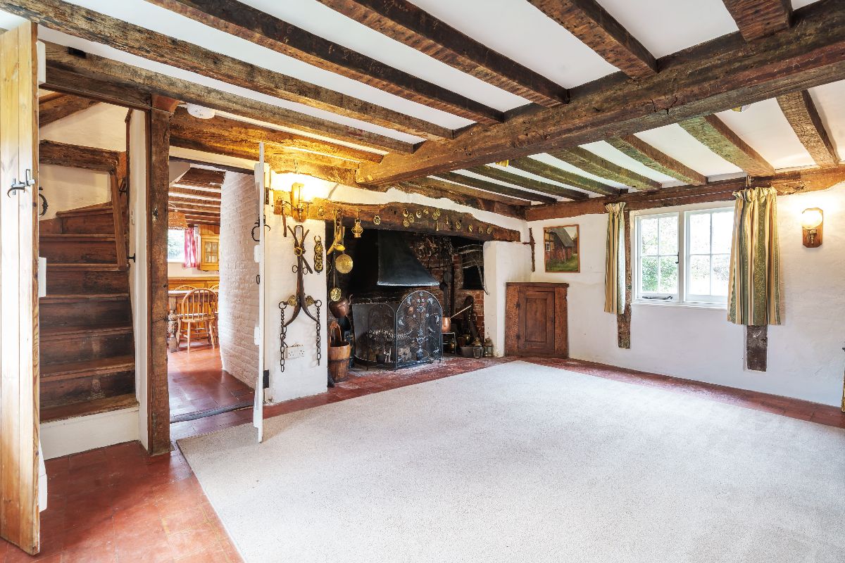 3 bed cottage for sale in Smallbrook Farmhouse, Hamptworth Road, Landford, Salisbury 2