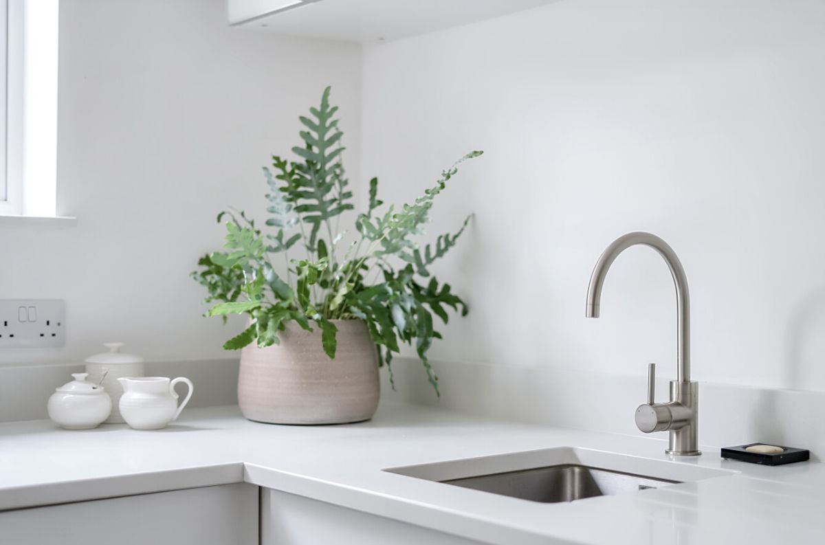 2 bed character property for sale in Crow Lane, Wilton 3