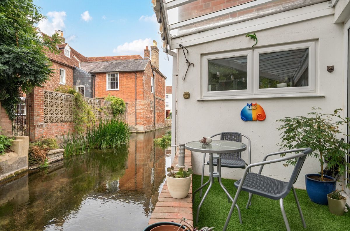 2 bed character property for sale in Crow Lane, Wilton  - Property Image 9