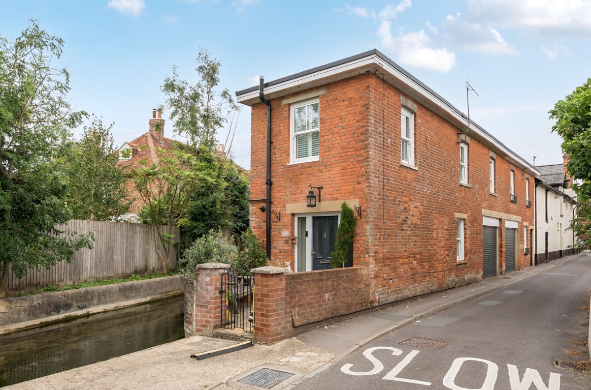 2 bed character property for sale in Crow Lane, Wilton  - Property Image 1