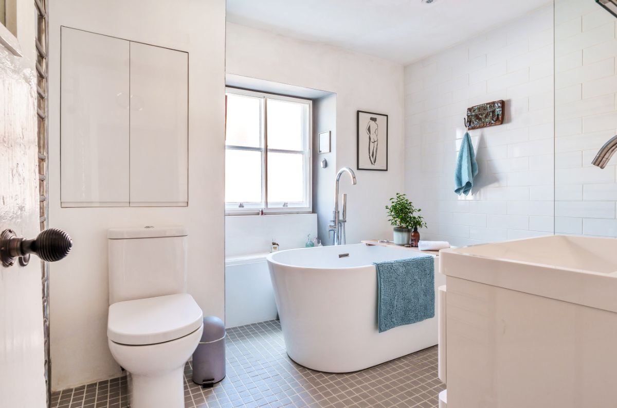 4 bed character property for sale in 5-7 West Street, Wilton  - Property Image 14