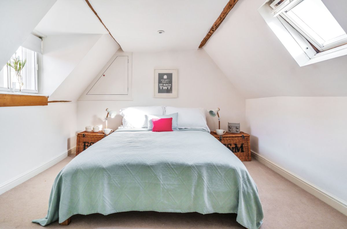 4 bed character property for sale in 5-7 West Street, Wilton  - Property Image 18