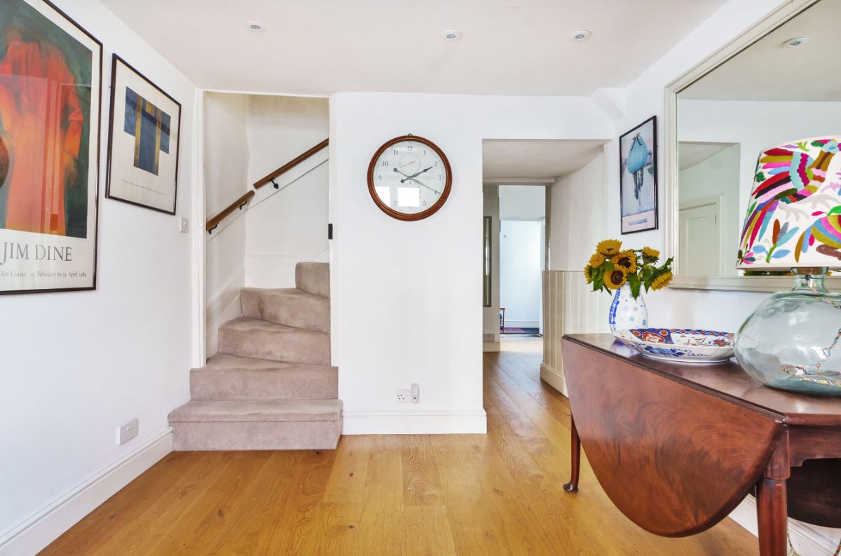 4 bed character property for sale in 5-7 West Street, Wilton  - Property Image 9