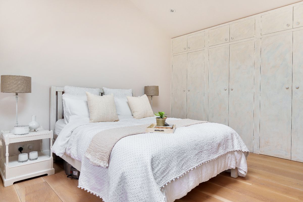 2 bed character property for sale in Garden Cottages, Wardour, Tisbury, Salisbury  - Property Image 16