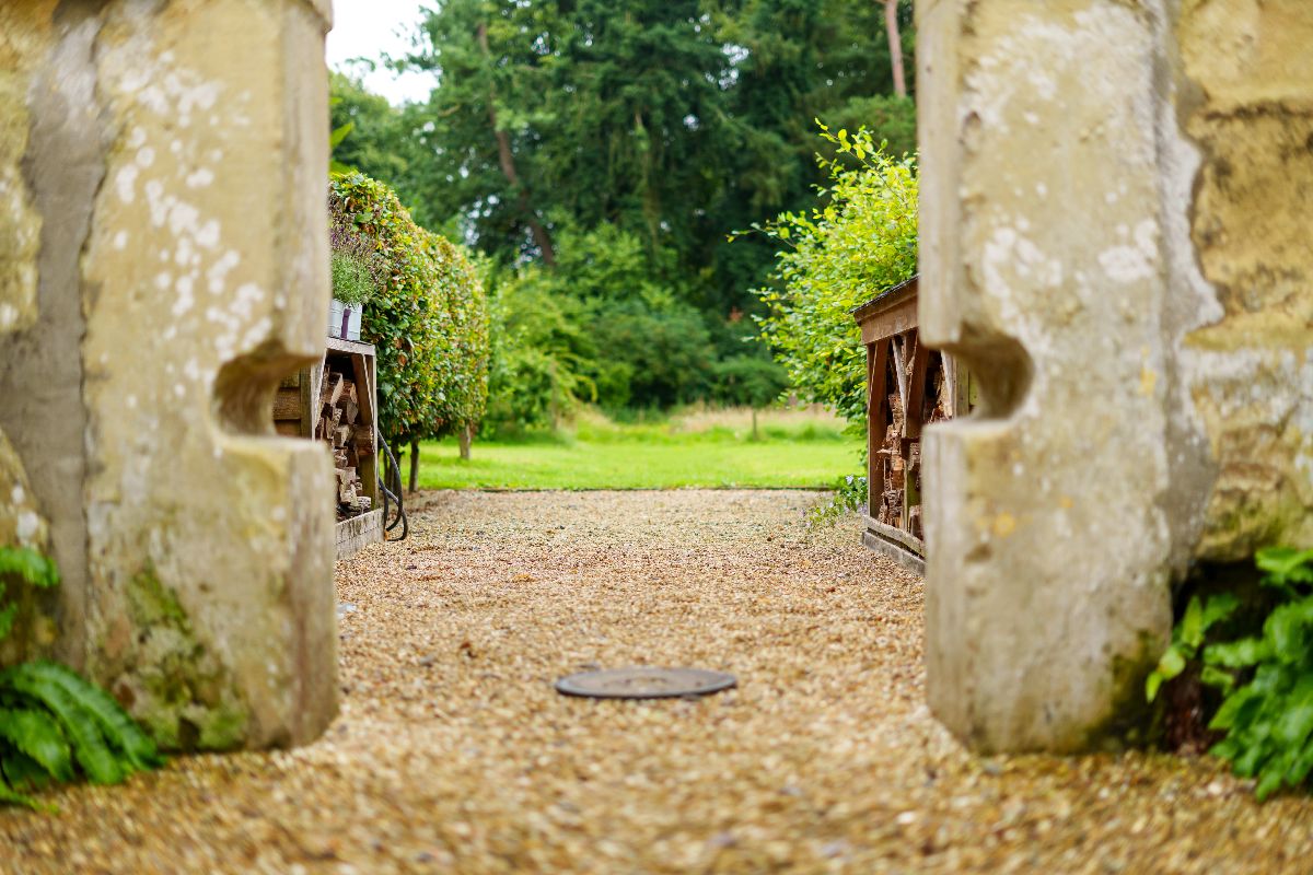 2 bed character property for sale in Garden Cottages, Wardour, Tisbury, Salisbury  - Property Image 18