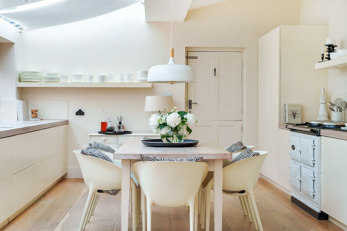 2 bed character property for sale in Garden Cottages, Wardour, Tisbury, Salisbury 10