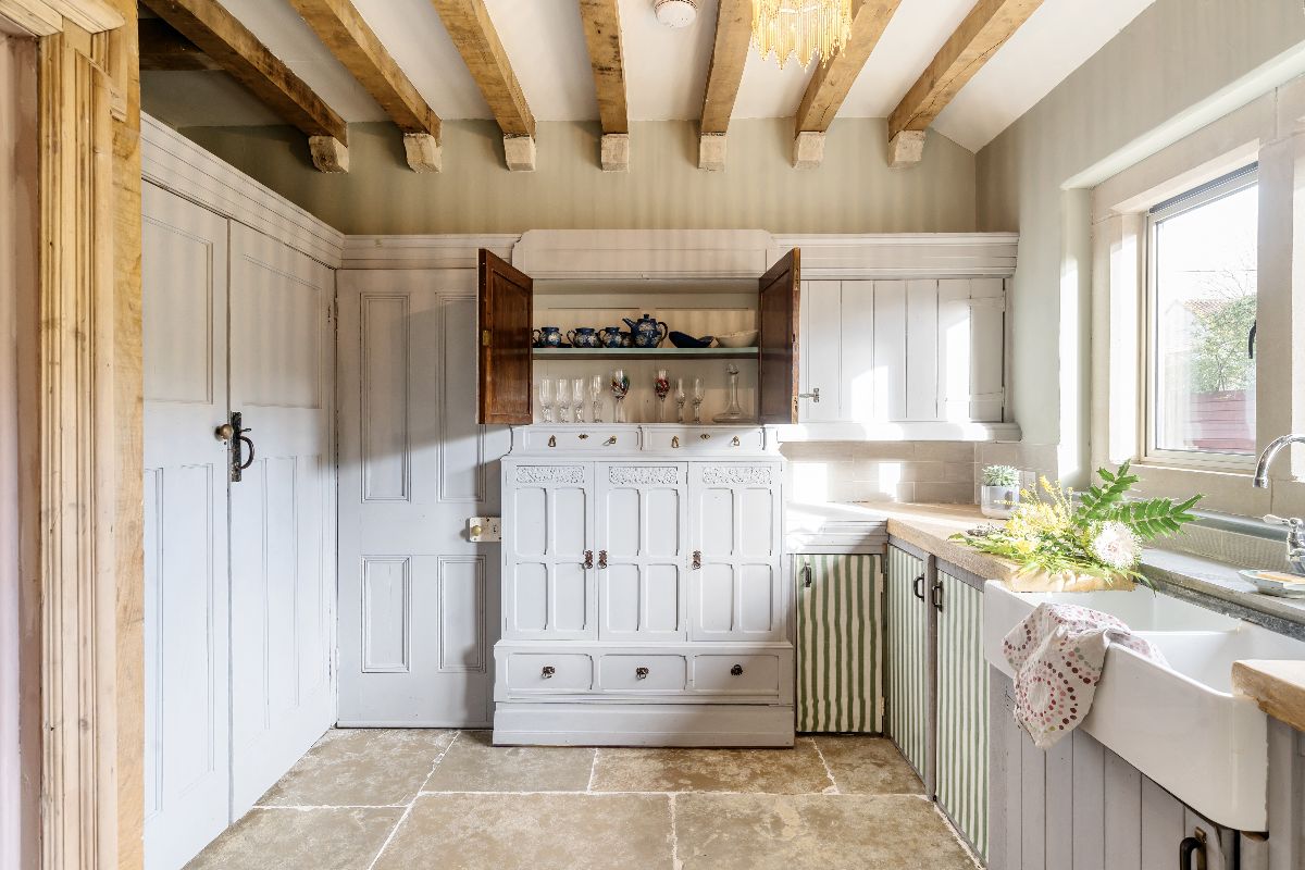 4 bed detached house for sale in Jesolo, Hanging Langford 6