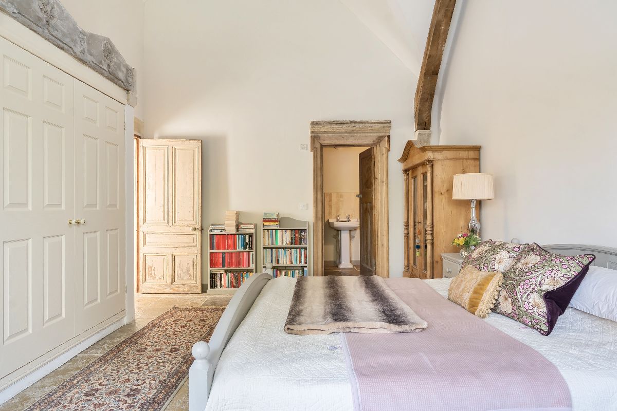 4 bed detached house for sale in Jesolo, Hanging Langford 12