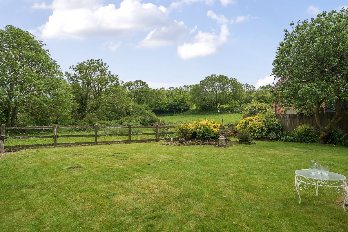 3 bed detached house for sale in Ebblemead, Salisbury  - Property Image 11