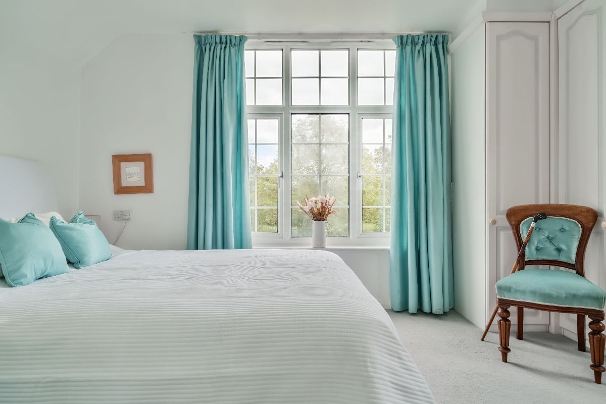 3 bed detached house for sale in Ebblemead, Salisbury - Property Image 1