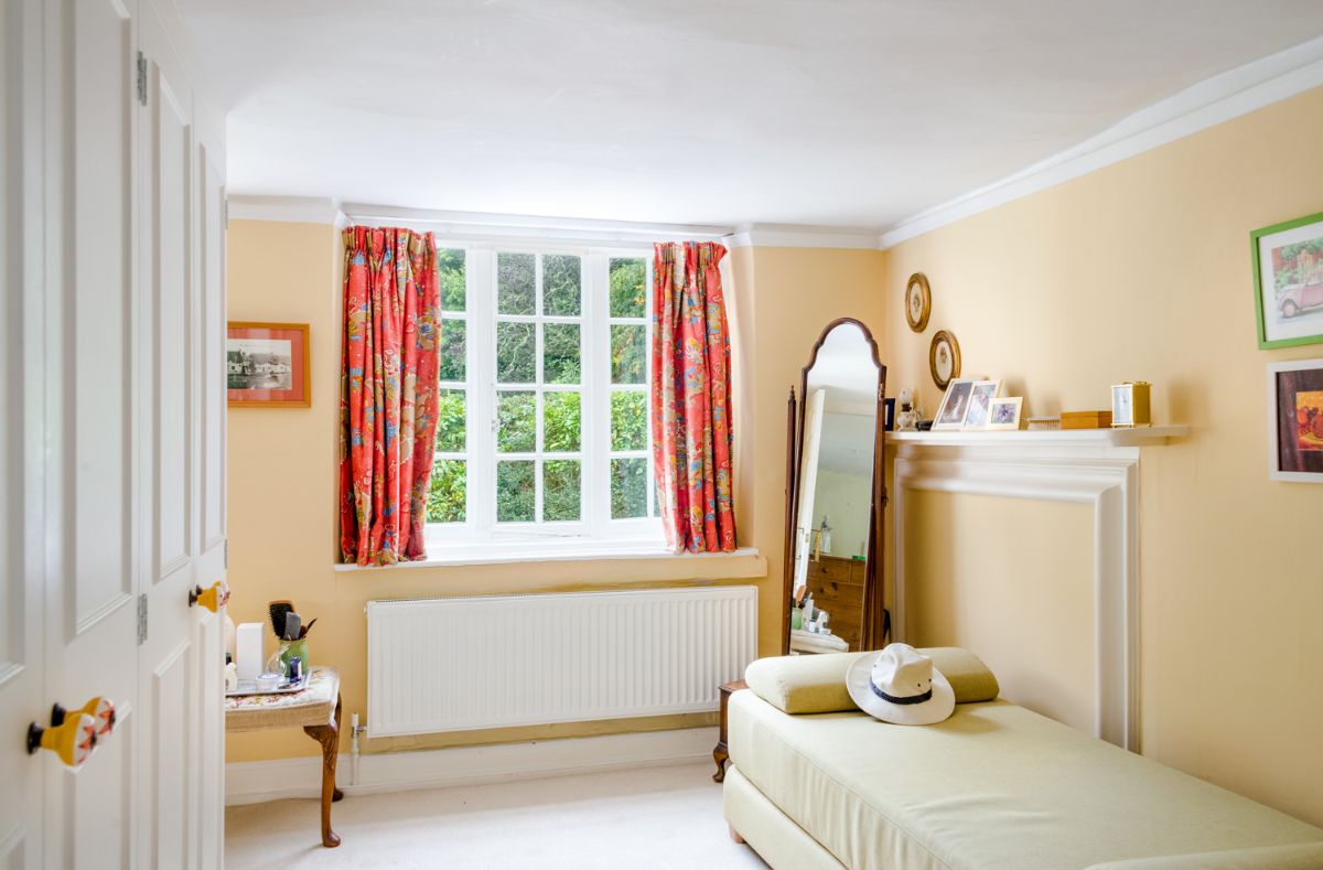 5 bed character property for sale in The Clock House 17