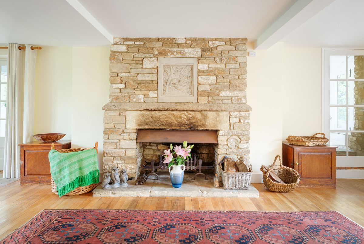 5 bed detached house for sale in Panters, Sutton Mandeville, Salisbury  - Property Image 6