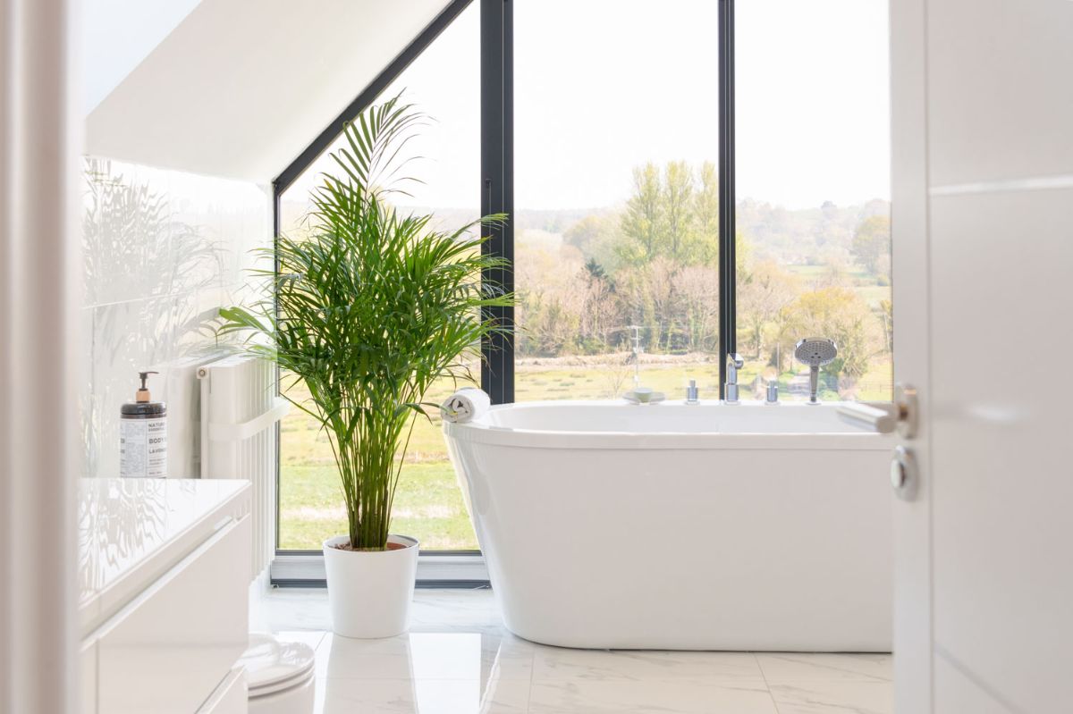 4 bed detached house for sale in Clarendon Rise, High Road, Britford, Salisbury  - Property Image 13