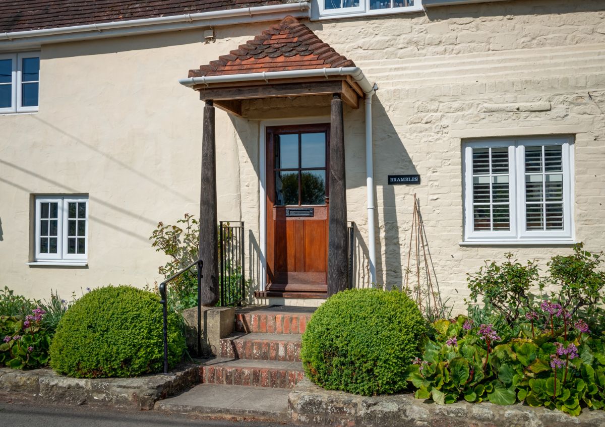 5 bed character property for sale in Brambles, South Street, Great Wishford, Salisbury  - Property Image 2