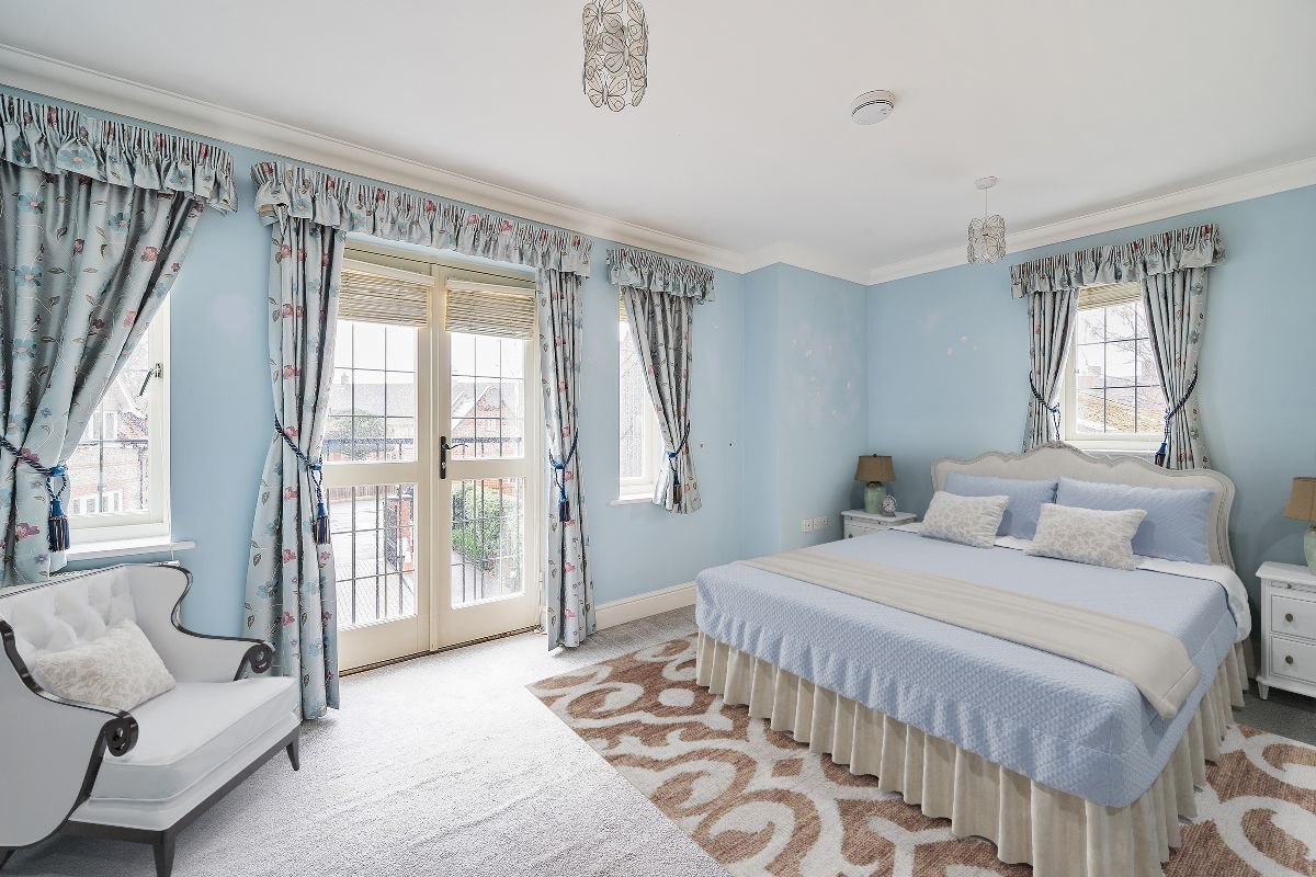 2 bed flat for sale in Florence Court, Wilton, Salisbury  - Property Image 8