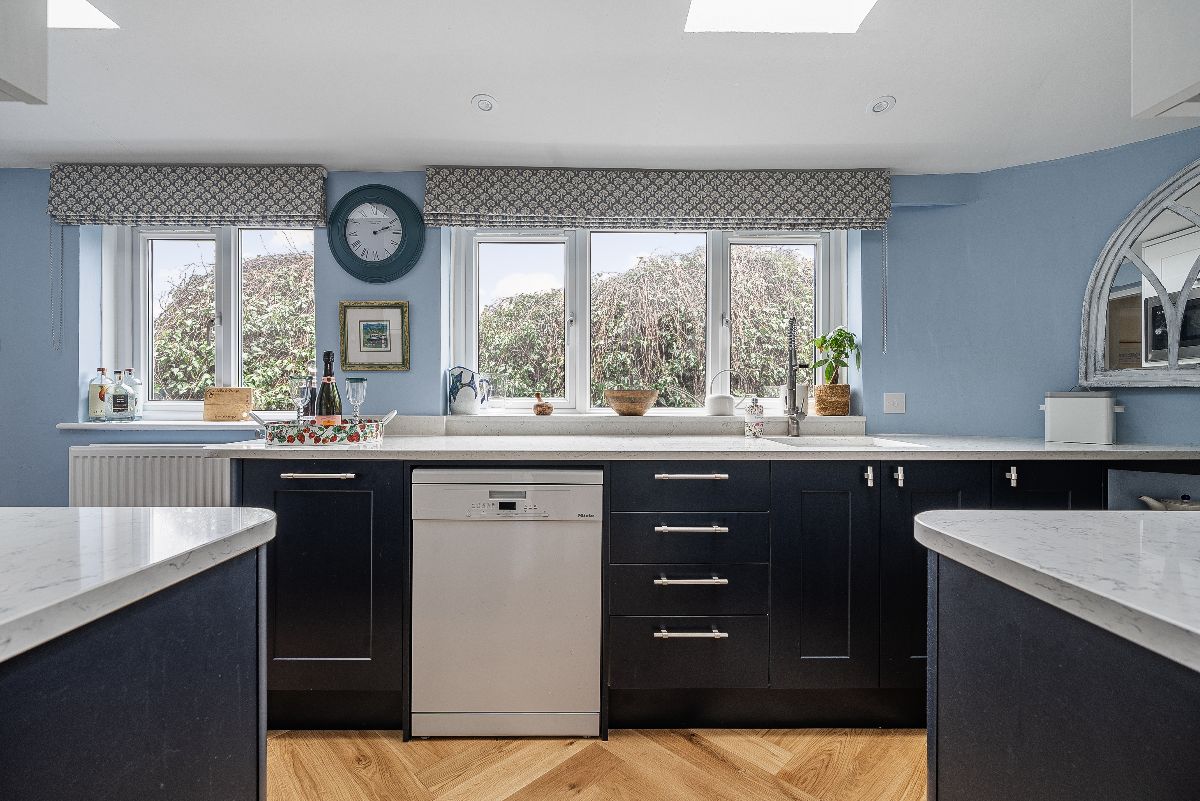 2 bed house for sale in North Street, Wilton, Salisbury 4