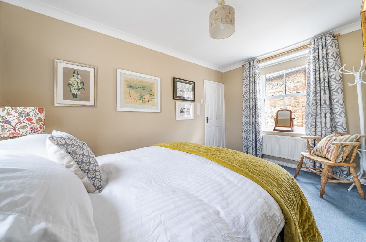 2 bed house for sale in North Street, Wilton, Salisbury  - Property Image 14