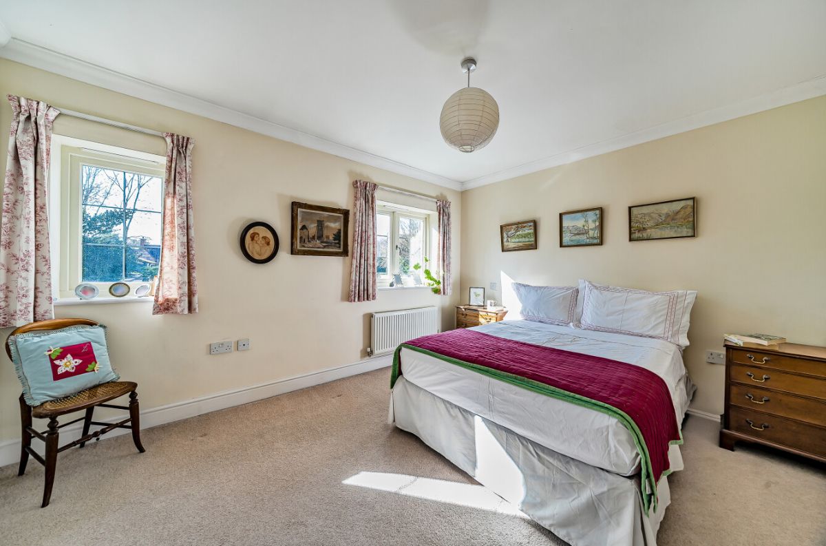 3 bed house for sale in Florence Mews, Wilton, Salisbury 9