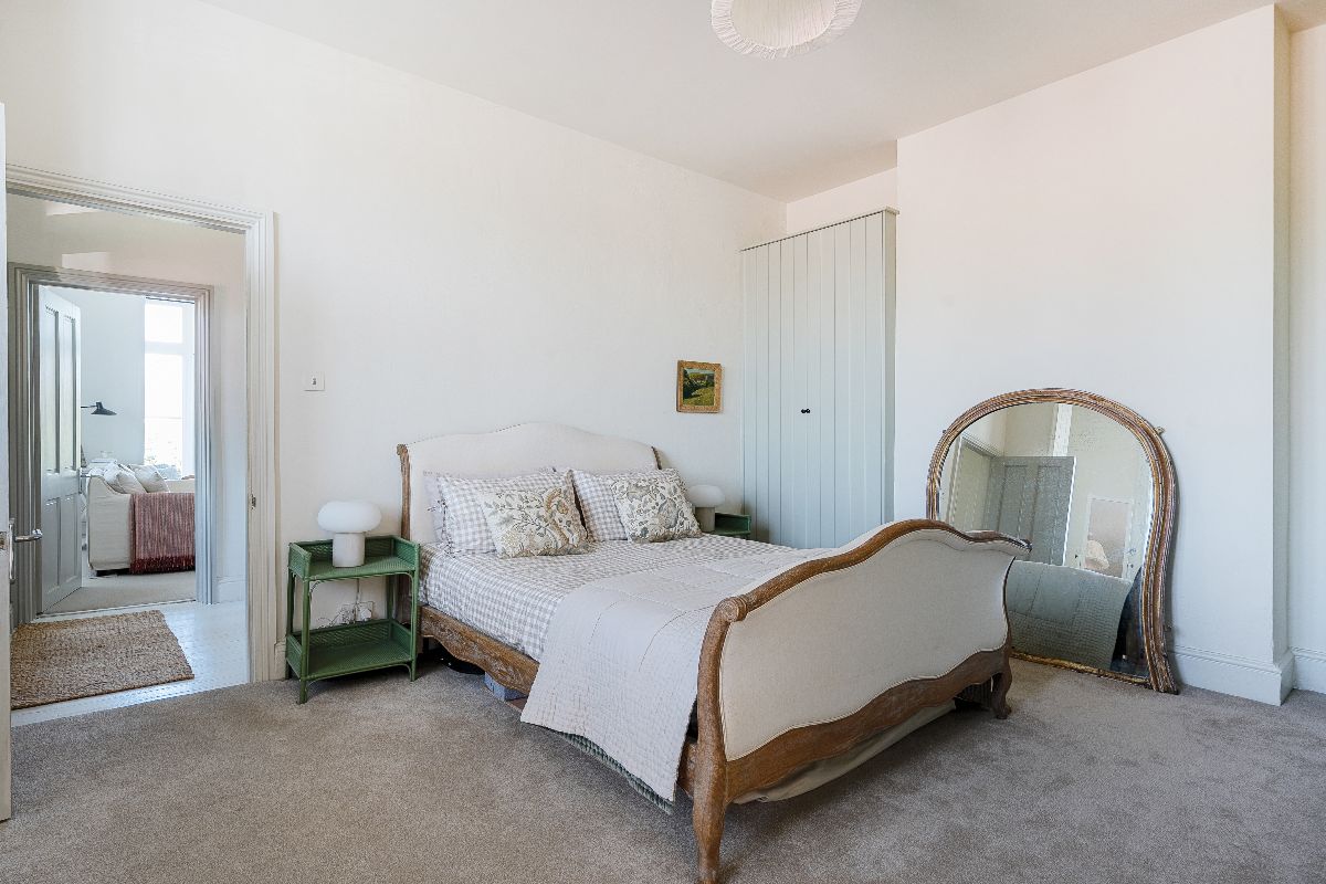 3 bed character property for sale in Bridge House, Tisbury, Salisbury 9