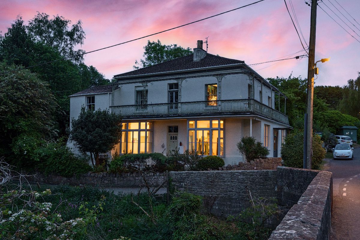 3 bed character property for sale in Bridge House, Tisbury, Salisbury  - Property Image 16