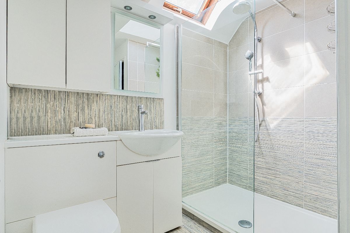 5 bed house for sale in Rock Lane, Warminster 16