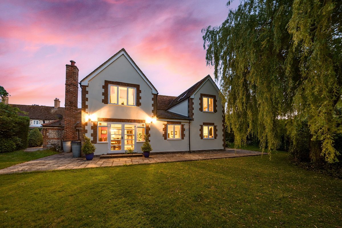 5 bed house for sale in Coombe Cottage, Hanging Langford Salisbury 22