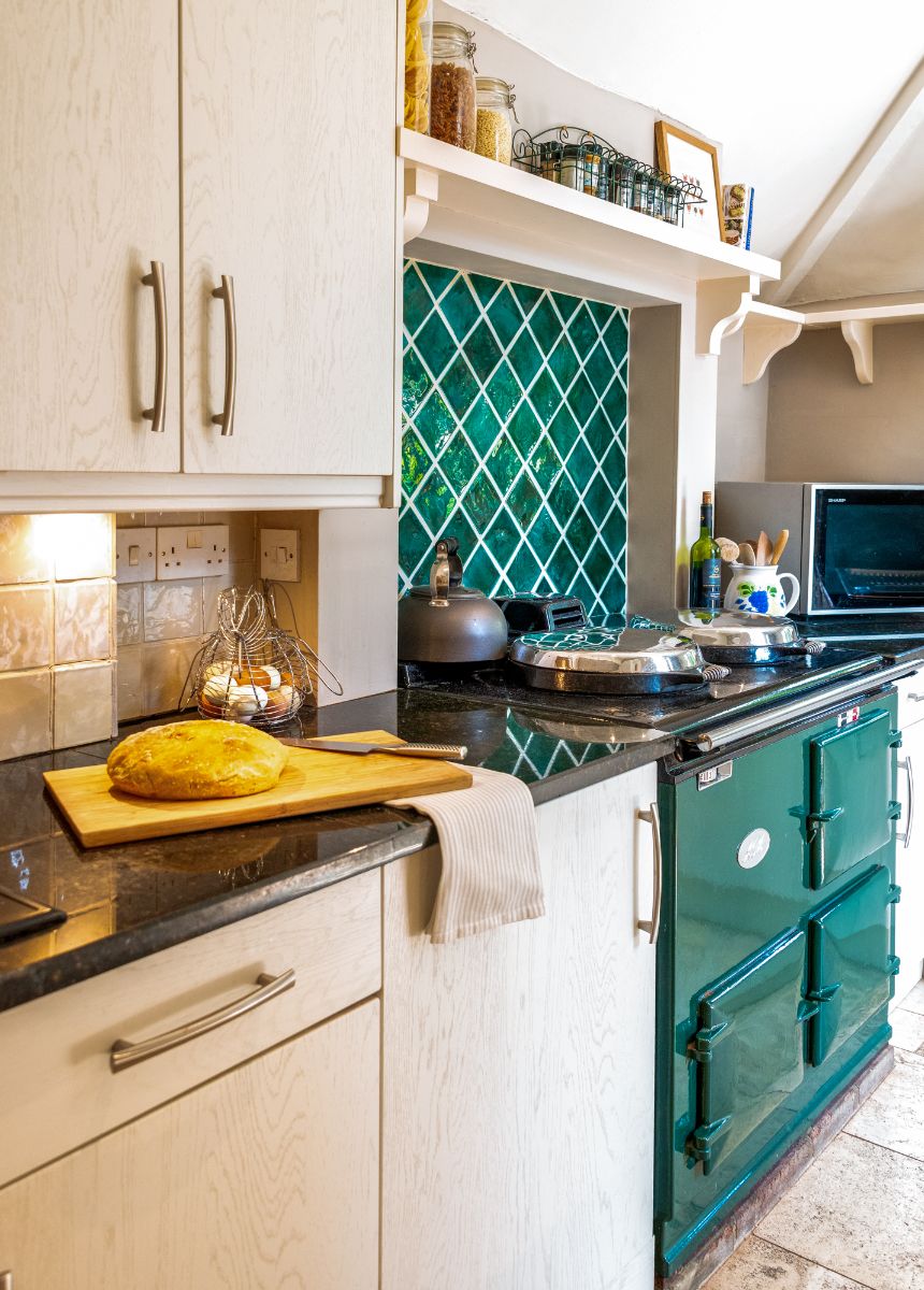 5 bed house for sale in Coombe Cottage, Hanging Langford Salisbury 6