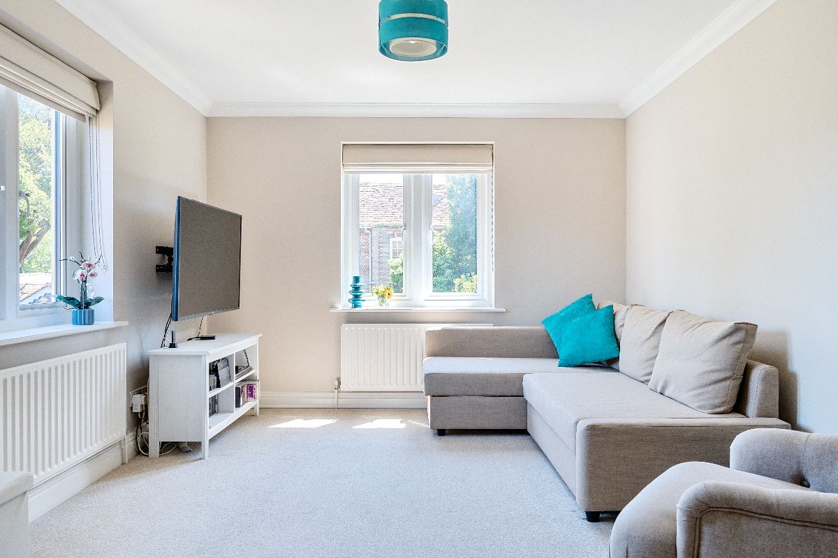 6 bed detached house for sale in Linden House, Amesbury  - Property Image 17