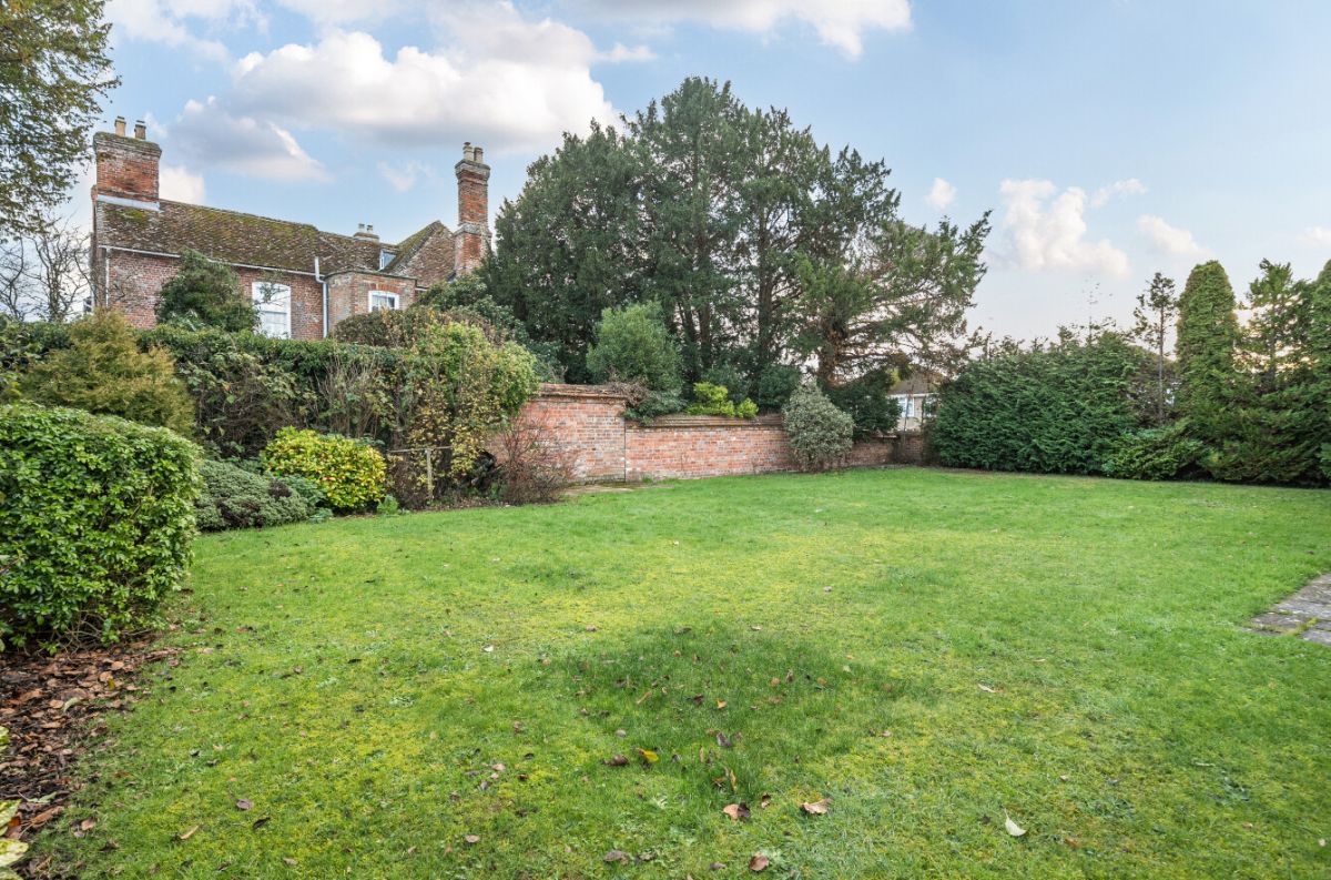 6 bed detached house for sale in Linden House, Amesbury  - Property Image 2