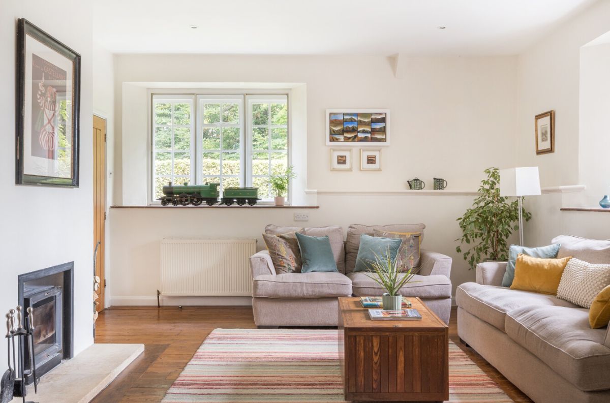 5 bed house for sale in The Old School, Winterbourne Stoke 7