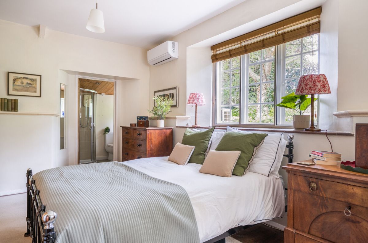 5 bed house for sale in The Old School, Winterbourne Stoke 22