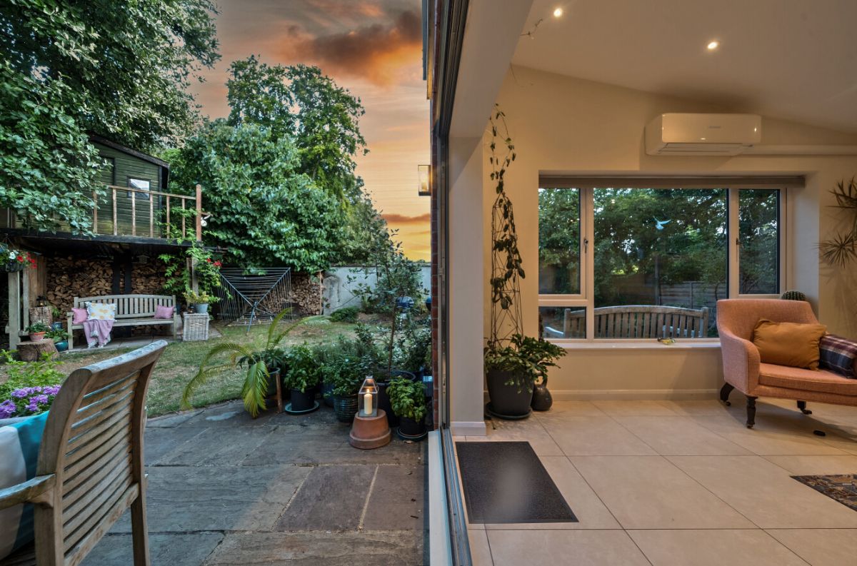 5 bed house for sale in The Old School, Winterbourne Stoke  - Property Image 32