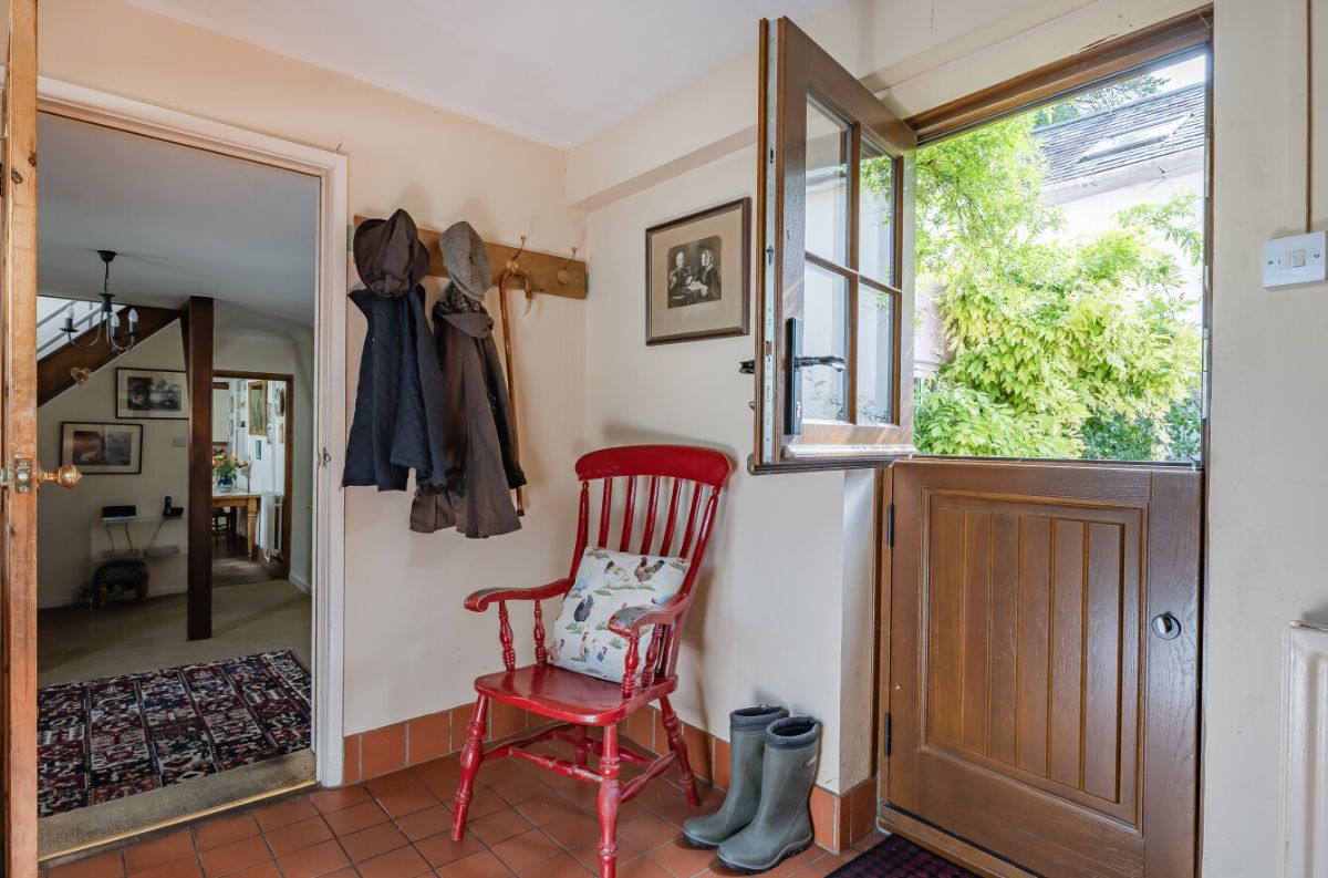 3 bed semi-detached house for sale in West Street, Wilton, Salisbury  - Property Image 18