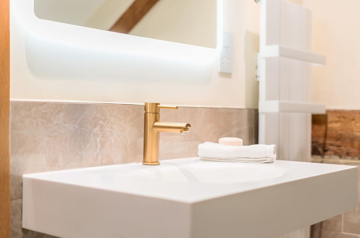 3 bed character property for sale in Field Barn, Fisherton De La Mere, Warminster  - Property Image 28