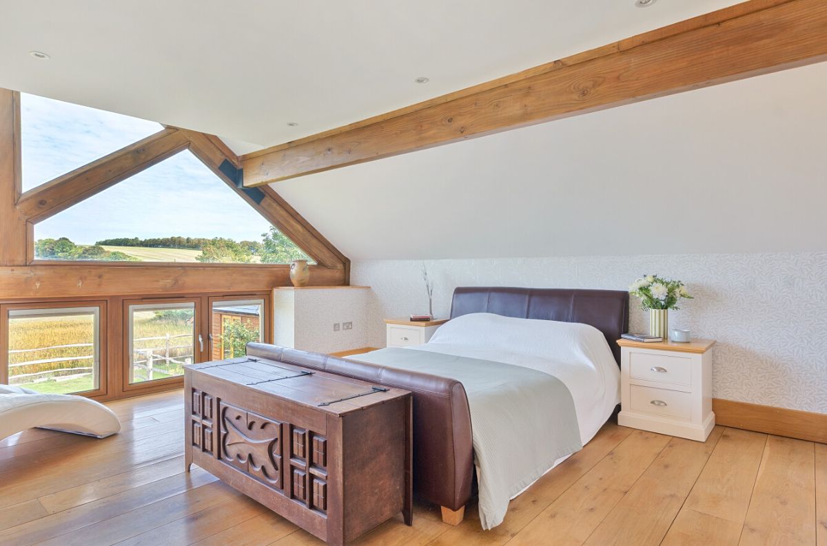 3 bed character property for sale in Field Barn, Fisherton De La Mere, Warminster  - Property Image 17