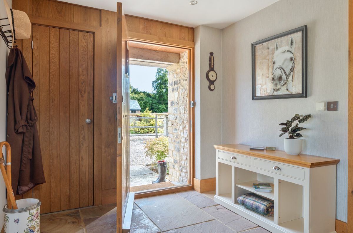 3 bed character property for sale in Field Barn, Fisherton De La Mere, Warminster 3