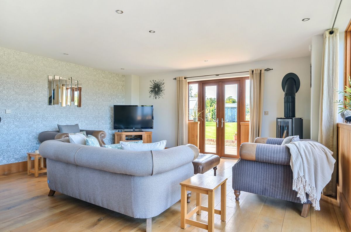 3 bed character property for sale in Field Barn, Fisherton De La Mere, Warminster  - Property Image 5