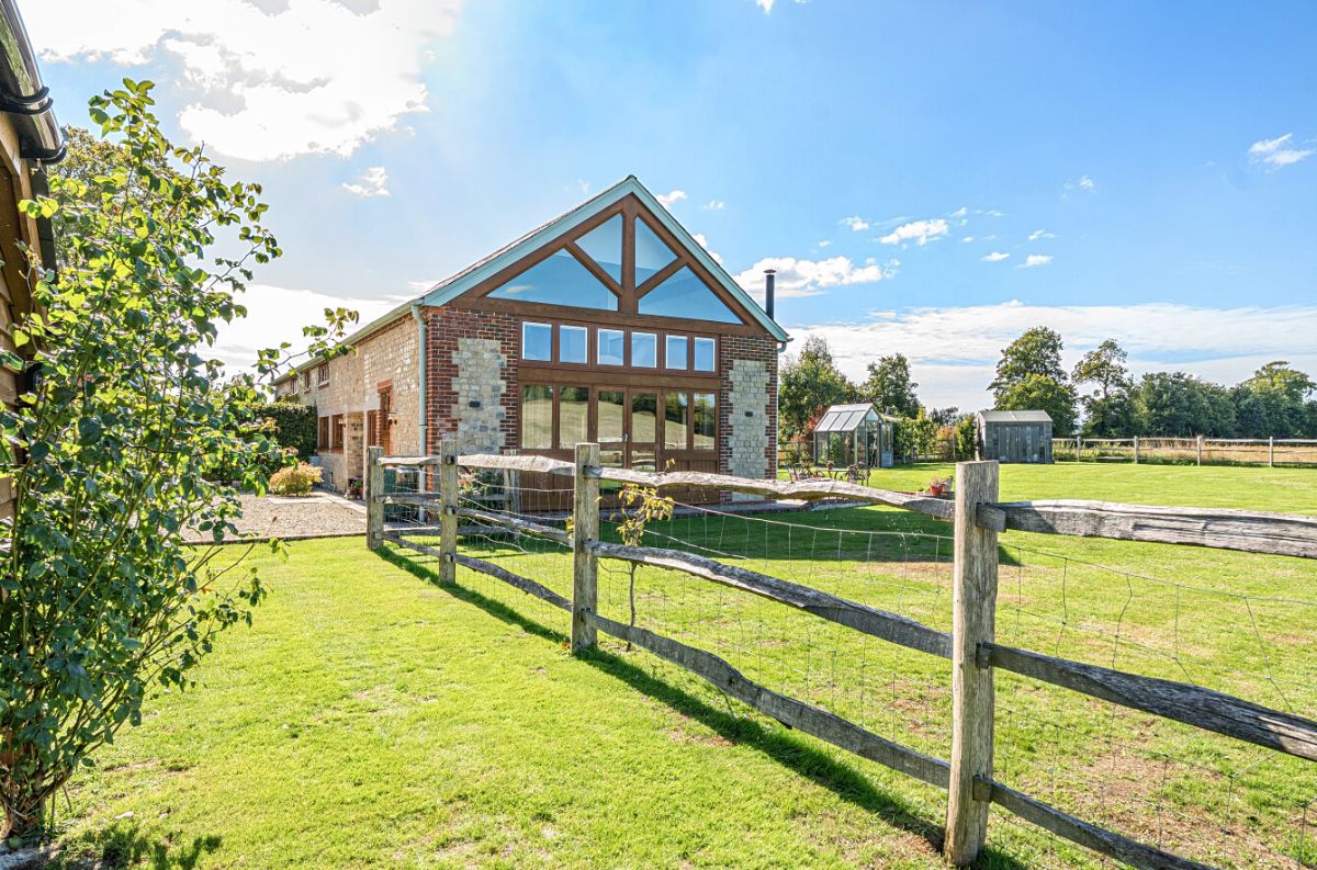 3 bed character property for sale in Field Barn, Fisherton De La Mere, Warminster  - Property Image 35
