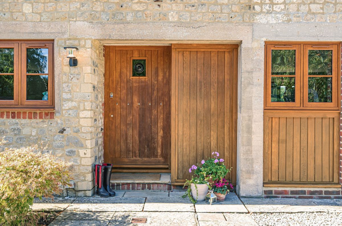 3 bed character property for sale in Field Barn, Fisherton De La Mere, Warminster  - Property Image 3