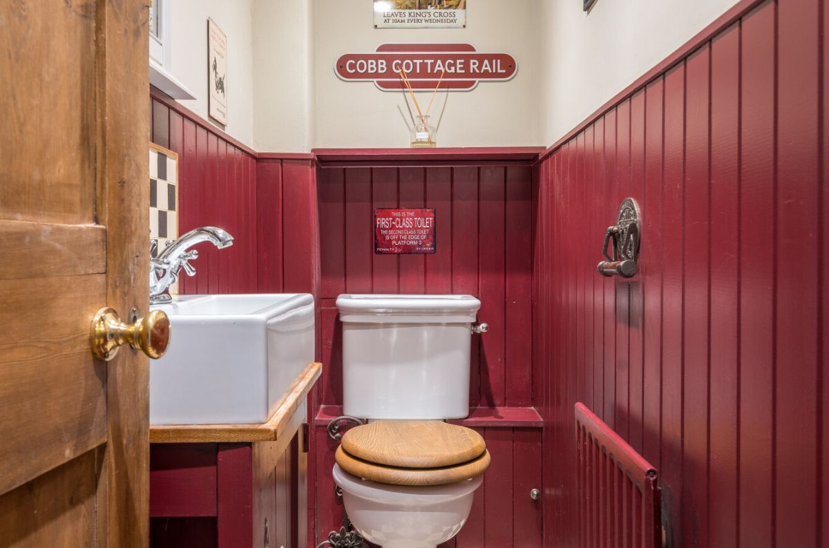 3 bed character property for sale in Cobb Cottage, Great Wishford, Salisbury 7