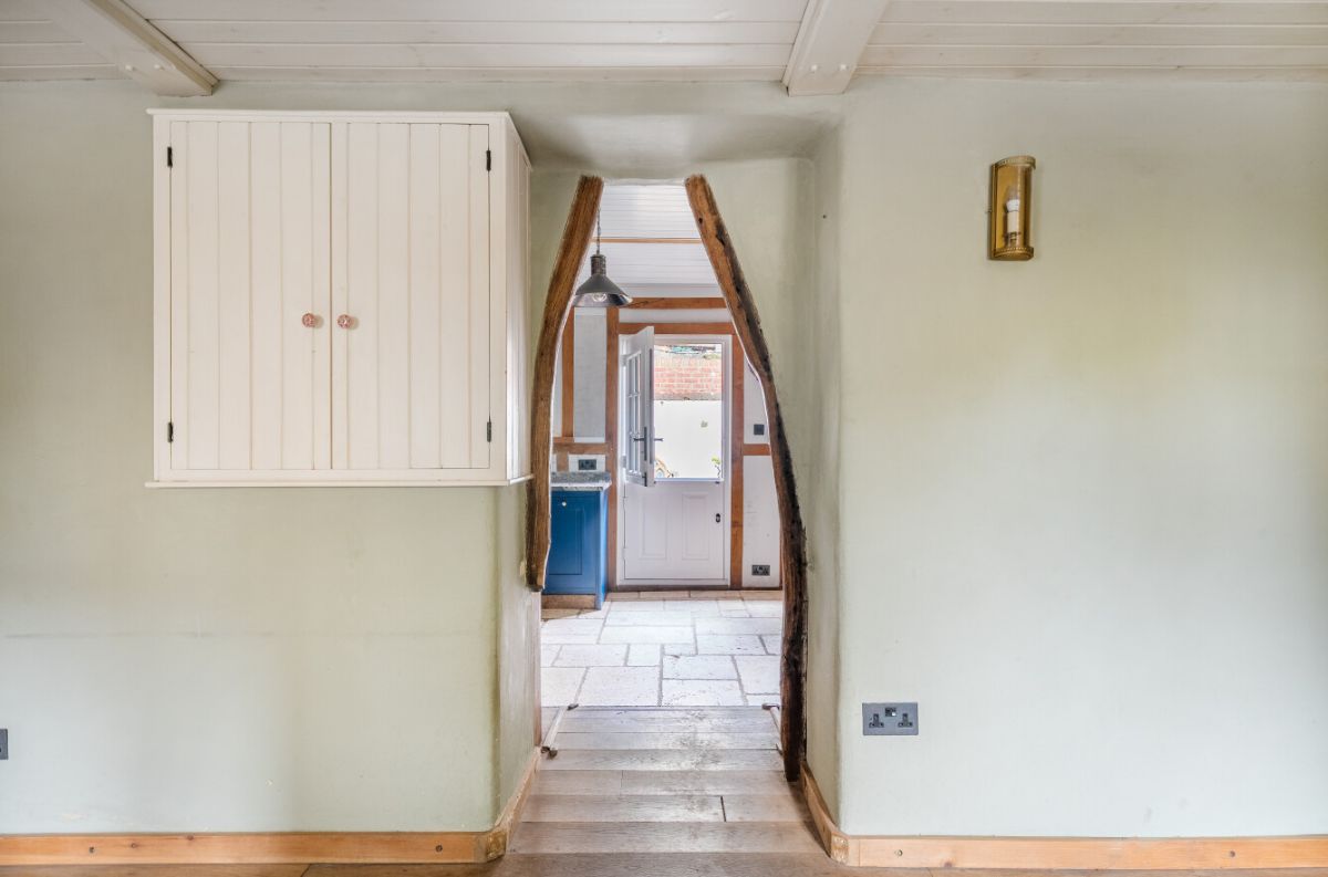 3 bed character property for sale in Cobb Cottage, Great Wishford, Salisbury  - Property Image 7