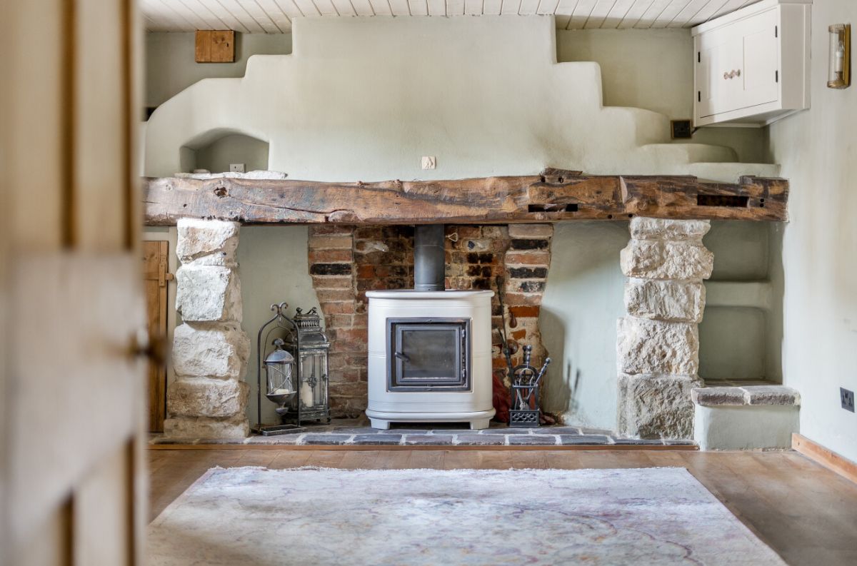 3 bed character property for sale in Cobb Cottage, Great Wishford, Salisbury 4