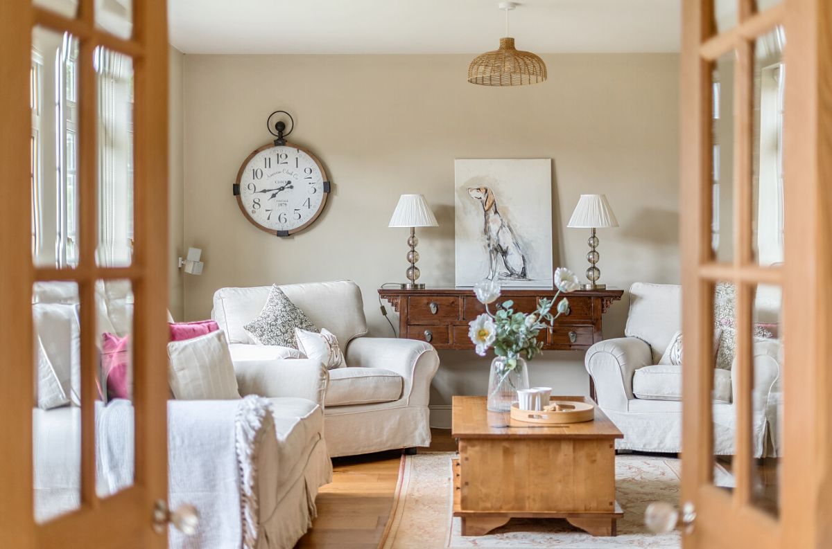 4 bed detached house for sale in Old Walls, Laverstock Park, Salisbury 2