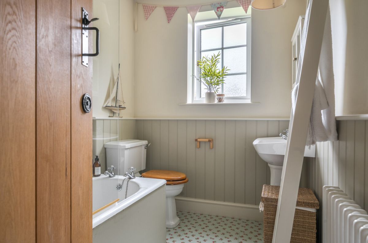 4 bed detached house for sale in Old Walls, Laverstock Park, Salisbury 24