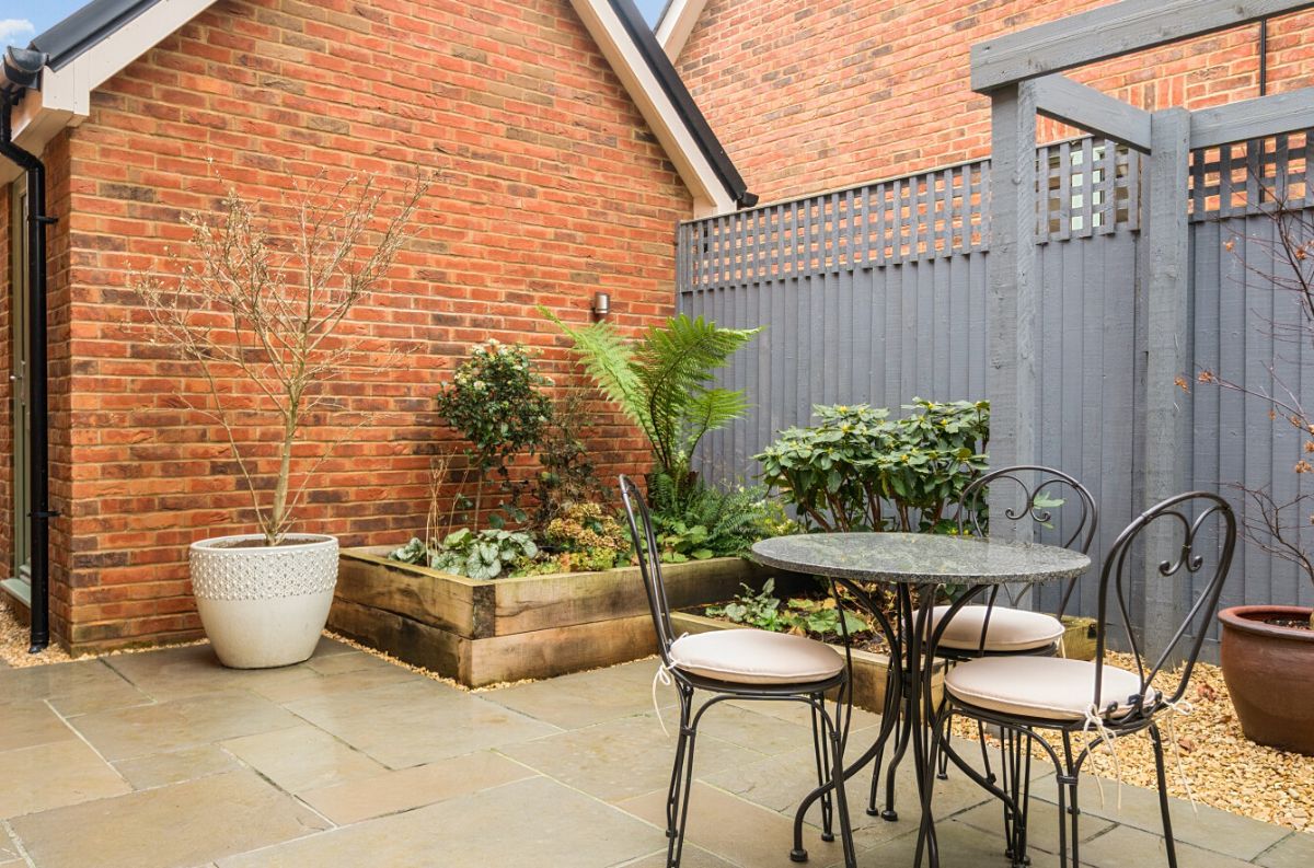 4 bed detached house for sale in 14 Castle Hill Lane, Bishopdown, Wiltshire, SP1 3GP 34