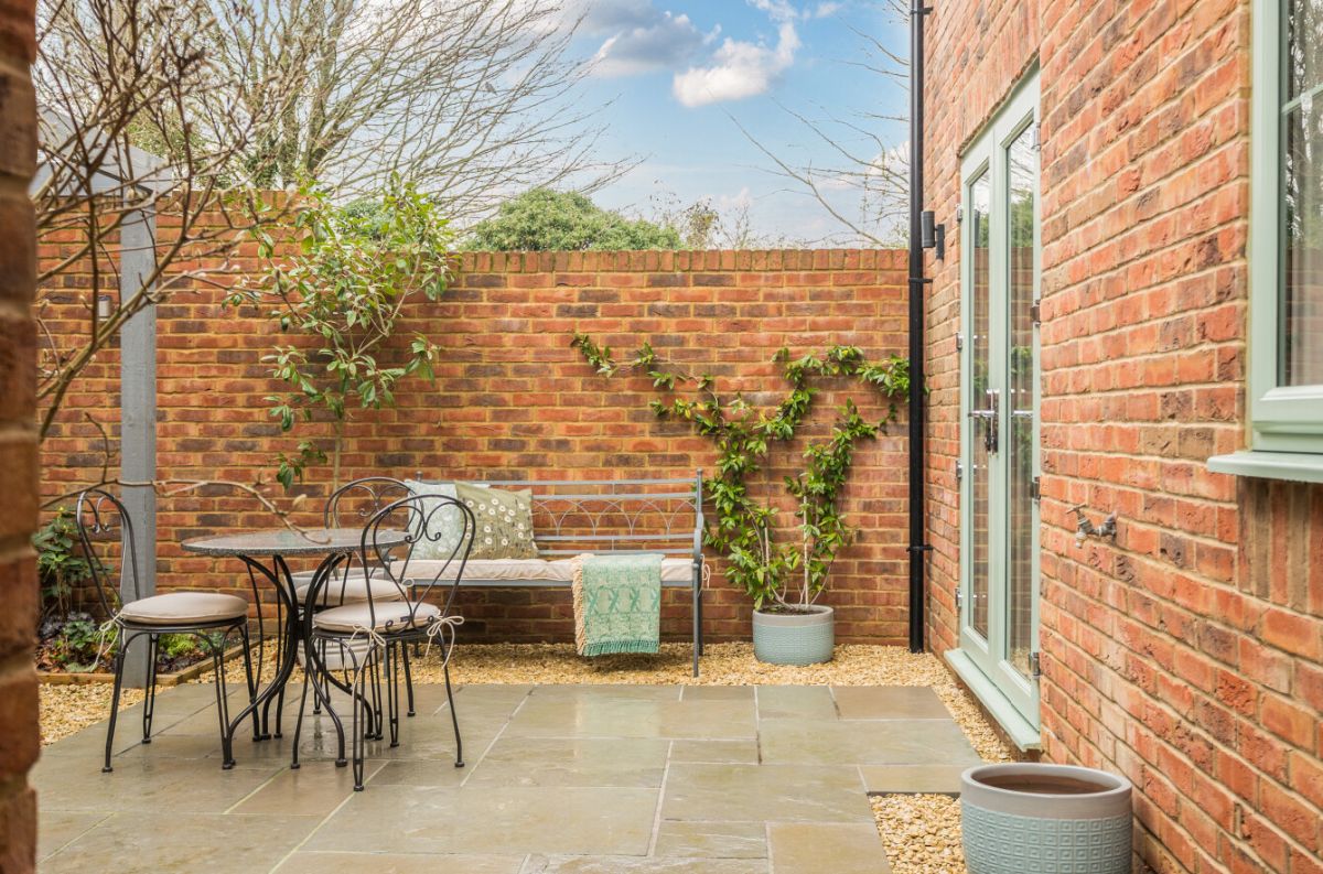 4 bed detached house for sale in 14 Castle Hill Lane, Bishopdown, Wiltshire, SP1 3GP 35